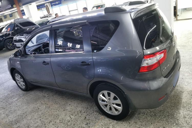 日产 骊威 2015款 1.6XE CVT舒适版车身外观6005