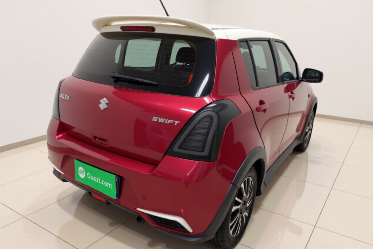 铃木 雨燕 2013款 1.5L 自动20周年限量版车身外观7