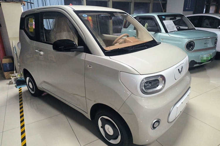 五菱汽车 宏光MINIEV 2024款 第三代 215km 青春版车身外观6002