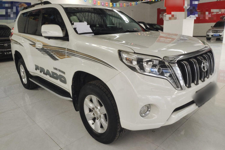 丰田 普拉多 2016款 3.5L 自动TX-L车身外观3