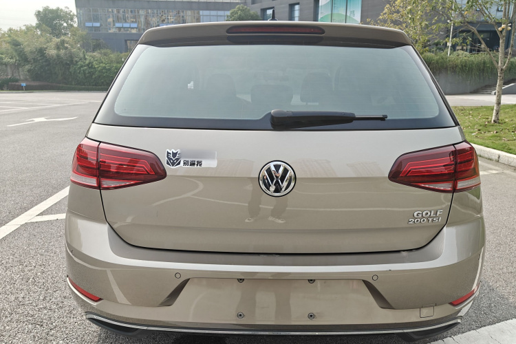 大众 高尔夫 2020款 200TSI DSG舒适进取版车身外观6006