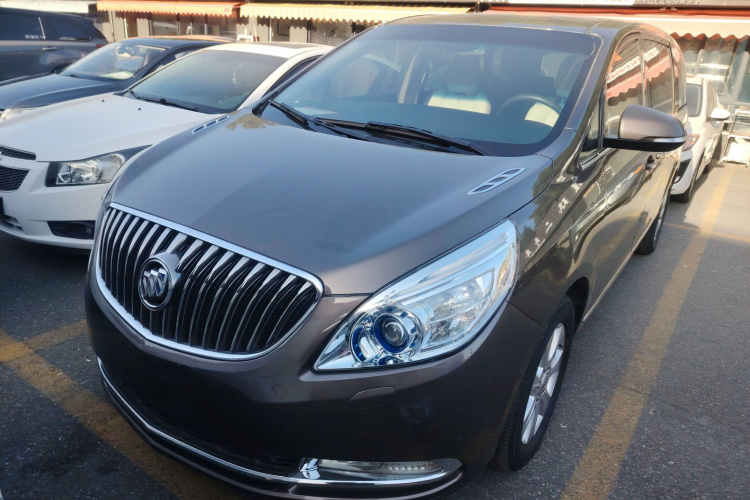 别克GL8 2014款 3.0L XT豪华商务旗舰版车身外观1