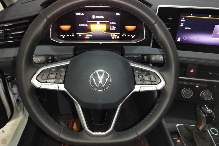 大众 速腾 2024款 200TSI DSG飞越版中控内饰13