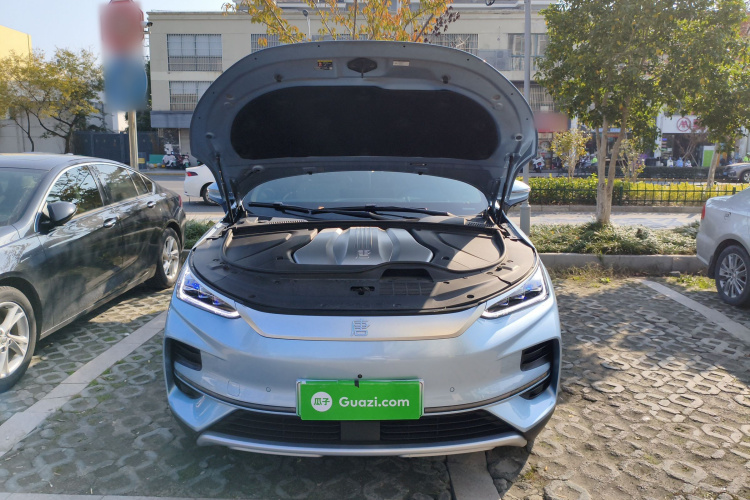 比亚迪 唐新能源 2024款 EV 冠军版 730KM 尊享型机舱底盘24