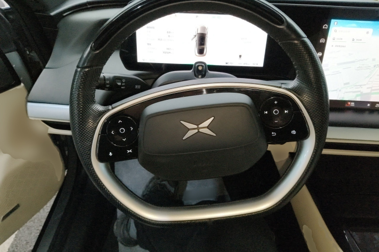 小鹏P7 2022款 670N+局部细节13