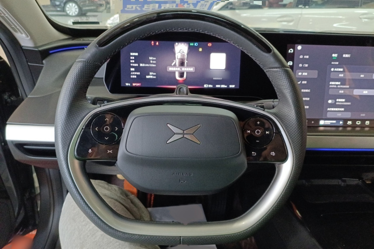 小鹏P7 2020款 670N局部细节13