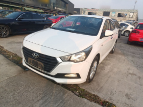 现代 悦纳 2016款 1.4L 手动炫酷版GLS