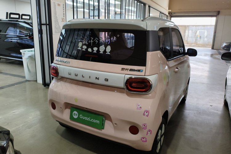 五菱汽车 宏光MINIEV 2024款 第三代 215km 进阶版车身外观7