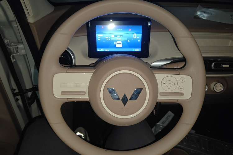 五菱汽车 宏光MINIEV 2025款 四门版 进阶款中控内饰13