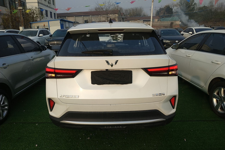 五菱汽车 五菱星驰 2022款 1.5L CVT畅玩型车身外观6