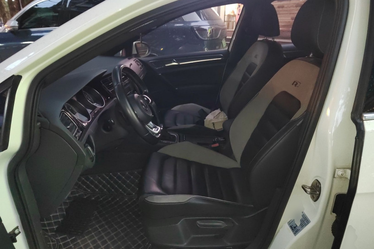 大众 高尔夫 2018款 280TSI 自动R-Line型中控内饰19