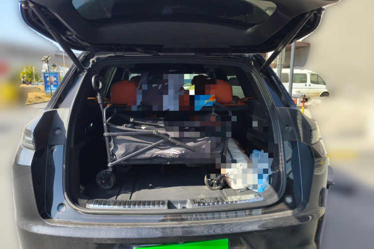 理想汽车 理想L7 2023款 Air中控内饰23