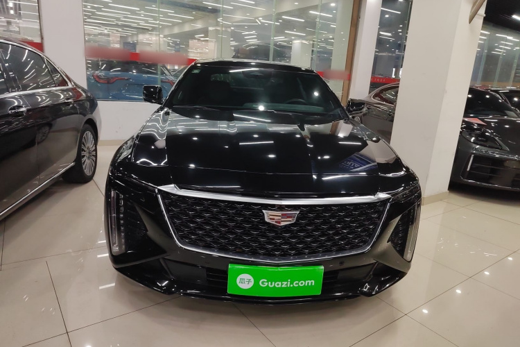 凯迪拉克CT6 2023款 28T 豪华型车身外观2