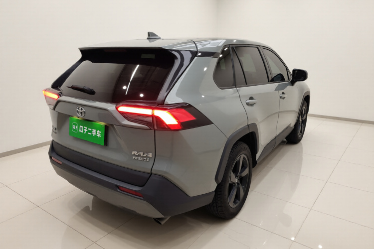 丰田 RAV4荣放 2020款 双擎 2.5L E-CVT四驱精英PLUS版车身外观7