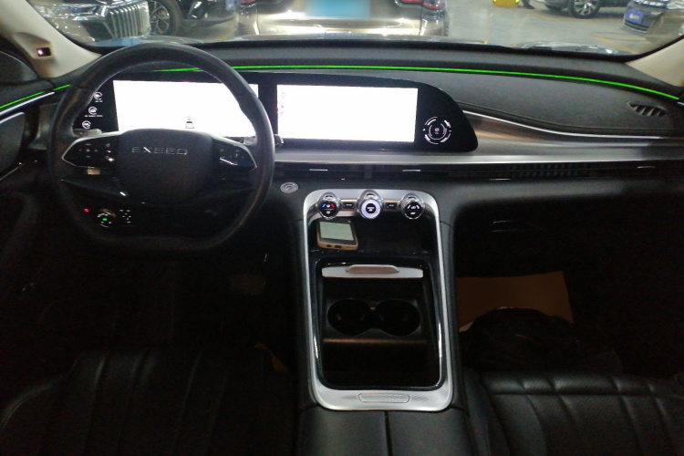 星途凌云 2024款 400T 四驱星尊版中控内饰7002