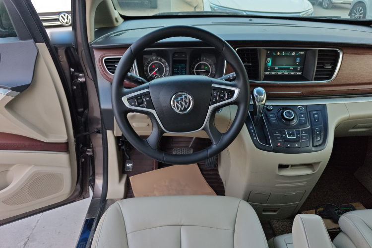 别克GL8 2017款 25S 豪华型 国V局部细节13