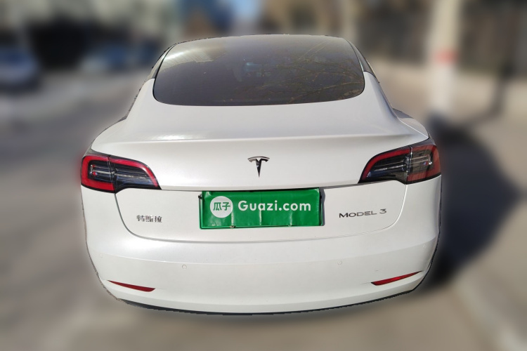 特斯拉 Model 3 2022款 后轮驱动版车身外观6