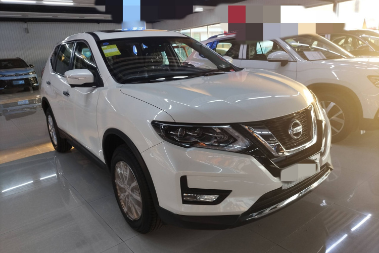 日产 奇骏 2023款 经典 2.0L 两驱智联臻享版车身外观6002