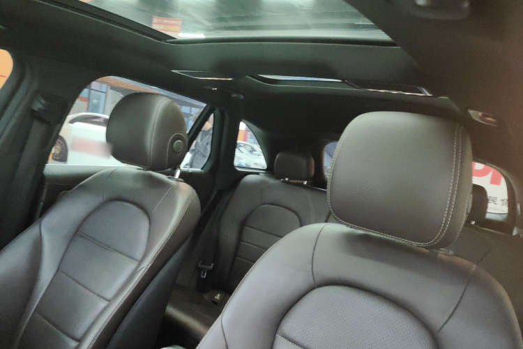 奔驰GLC 2020款 GLC 260 L 4MATIC 动感型中控内饰22