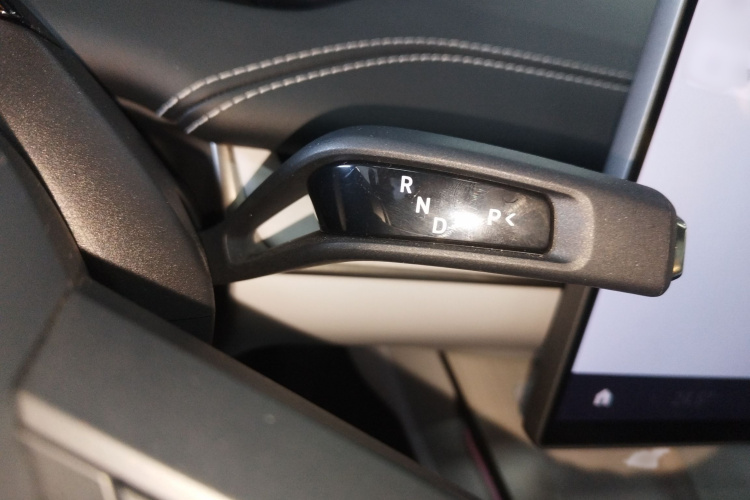 小米汽车 小米SU7 2024款 后驱长续航智驾版局部细节18