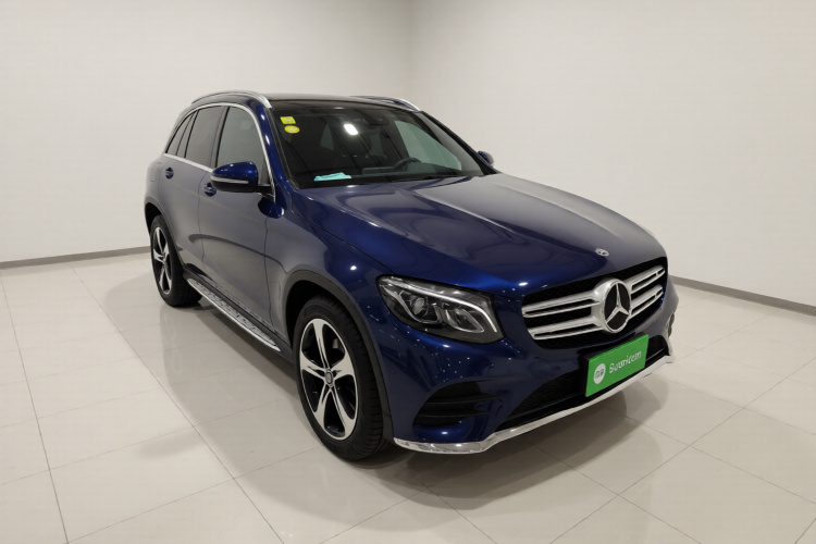 奔驰GLC 2018款 GLC 260 4MATIC 豪华型车身外观3