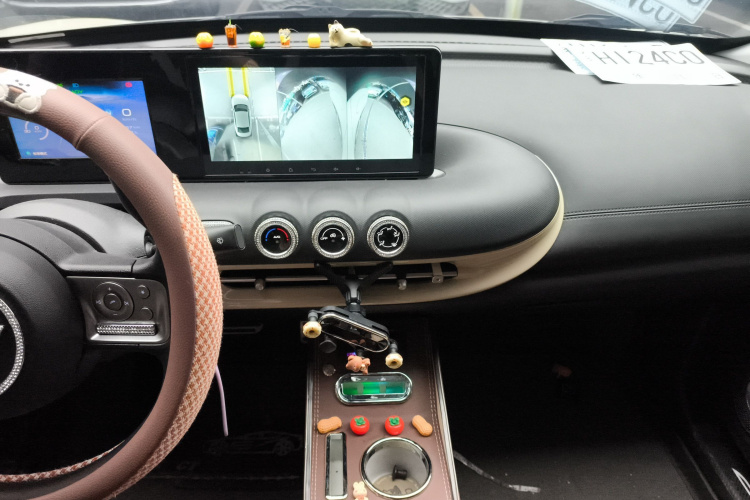 五菱汽车 五菱缤果 2024款 203km 轻享款局部细节16