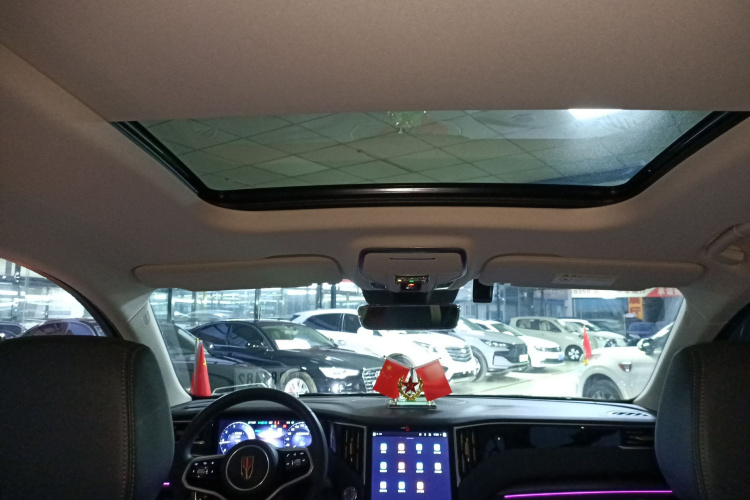 红旗HS7 2023款 2.0T 自动两驱旗享版 六座局部细节22