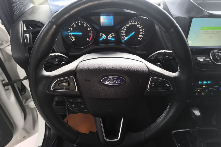 福特 翼虎 2017款 EcoBoost 245 四驱铂翼型中控内饰13