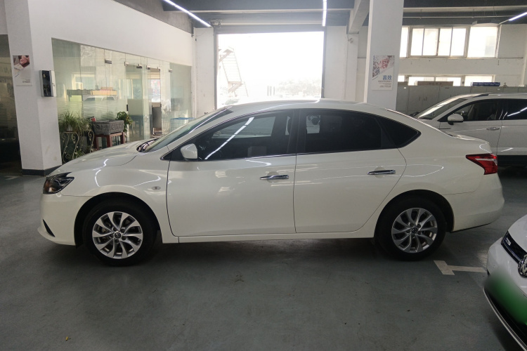 日产 轩逸 2022款 经典 1.6XE CVT舒适版车身外观6003