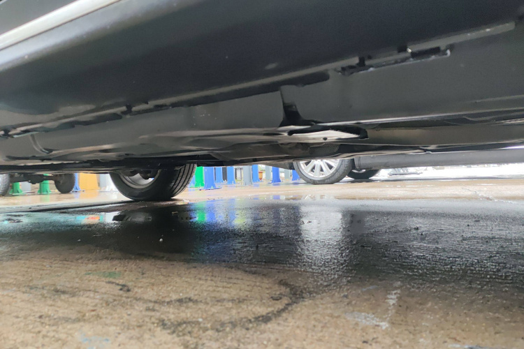 奔驰GLE 2015款 GLE 320 4MATIC局部细节9003