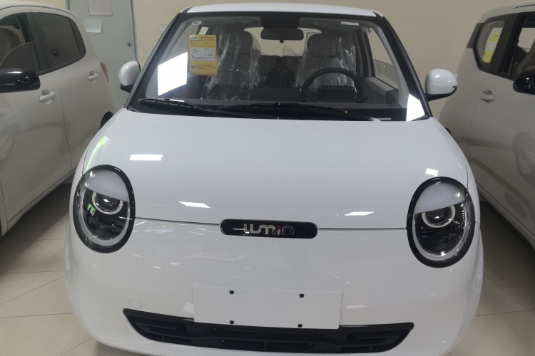 长安启源 长安Lumin 2025款 205km 香沁款车身外观2