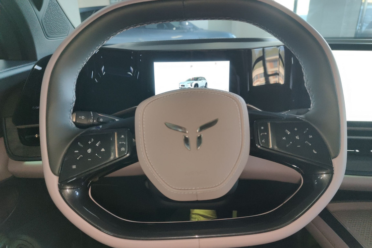 红旗天工08 2025款 680 Ultra四驱版中控内饰13