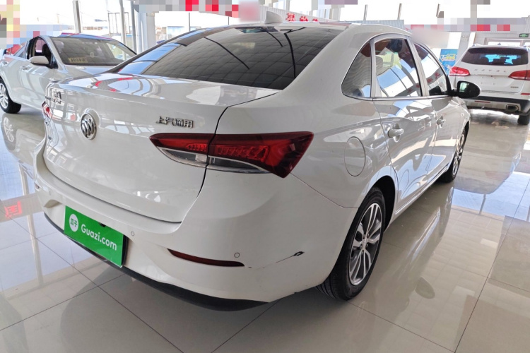 别克 英朗 2018款 18T 自动精英型车身外观7