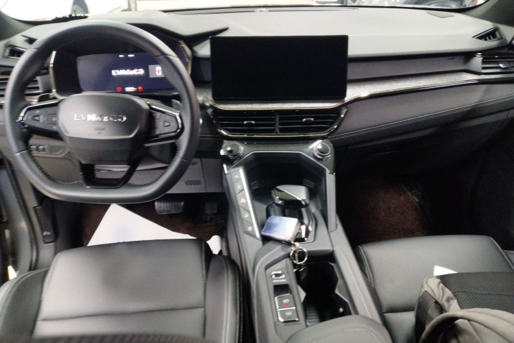 领克06 2023款 Remix 1.5T 劲Pro中控内饰7002