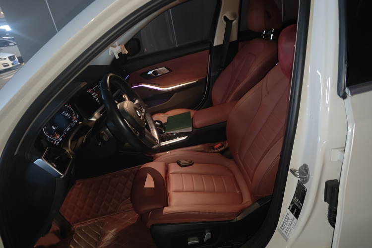 宝马3系 2021款 改款 325Li M运动套装局部细节19