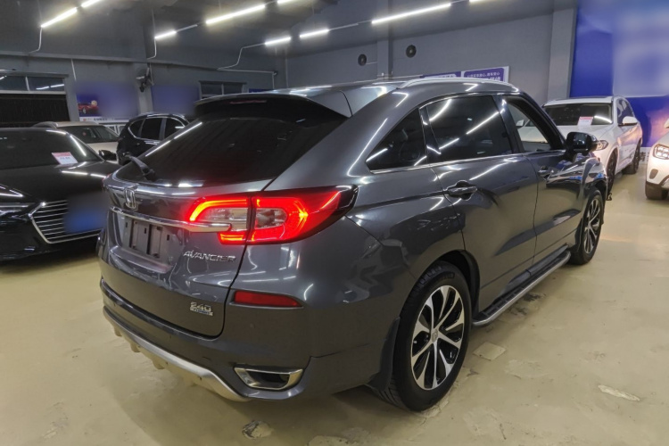 本田 冠道 2017款 240TURBO 两驱豪华版车身外观6005