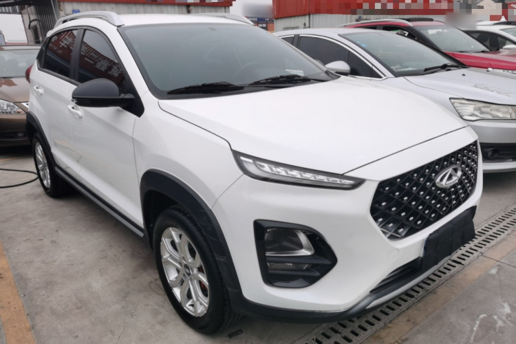 奇瑞 瑞虎3X 2021款 改款 钻石版 1.5L 手动2克拉车身外观3