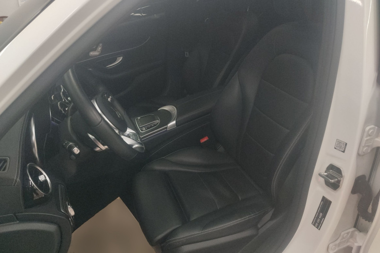 奔驰C级 2021款 C 260 L 运动星耀臻藏版中控内饰19