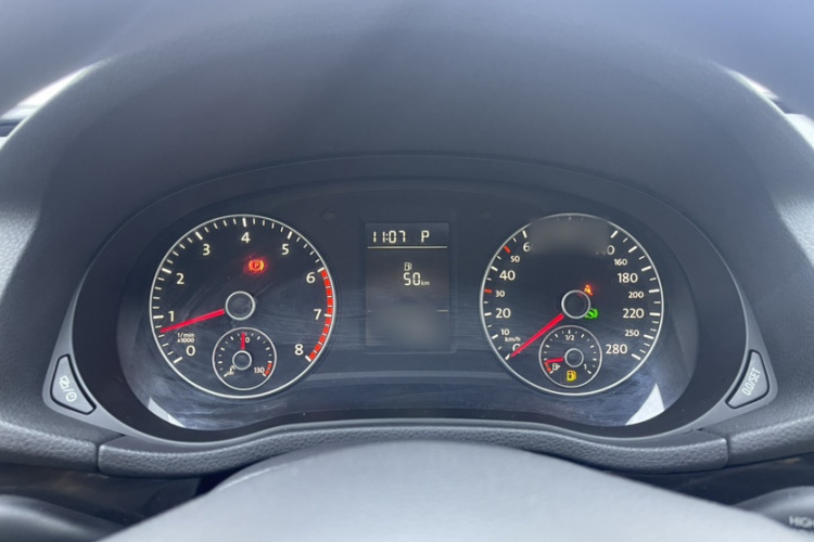 大众 帕萨特 2013款 1.8TSI DSG政府采购版中控内饰7004