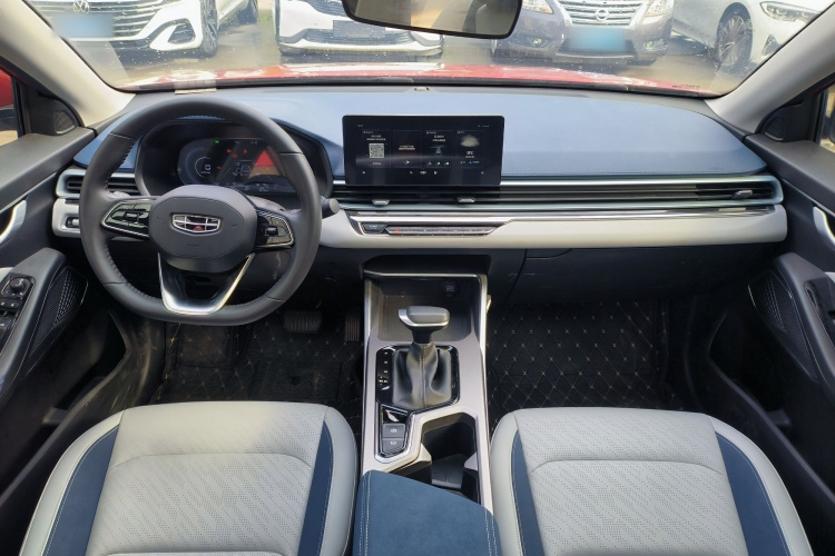 吉利汽车 帝豪 2022款 第4代 1.5L CVT旗舰型中控内饰7003