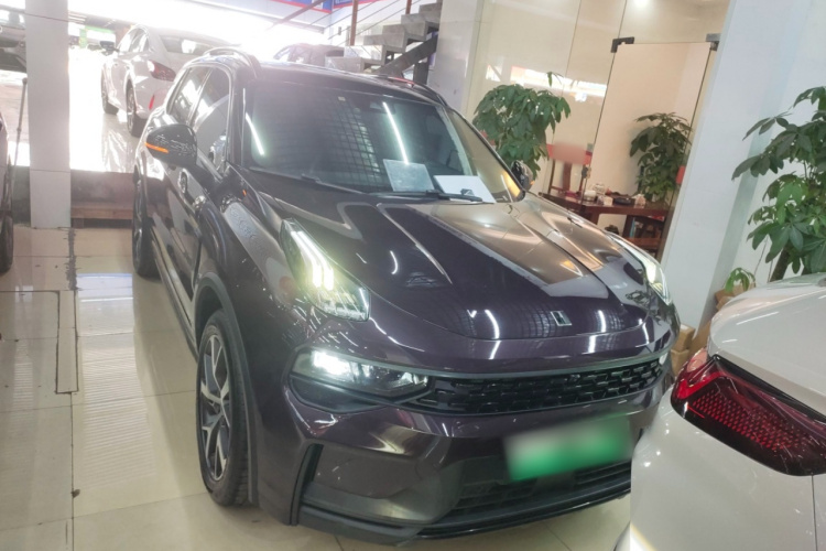 领克01 EM-P 2021款 1.5TD PHEV Halo车身外观2