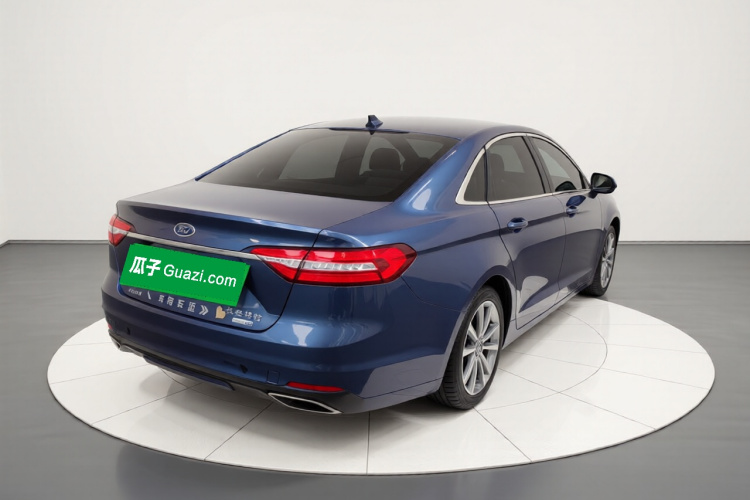 福特 金牛座 2019款 EcoBoost 245 尊享版车身外观7