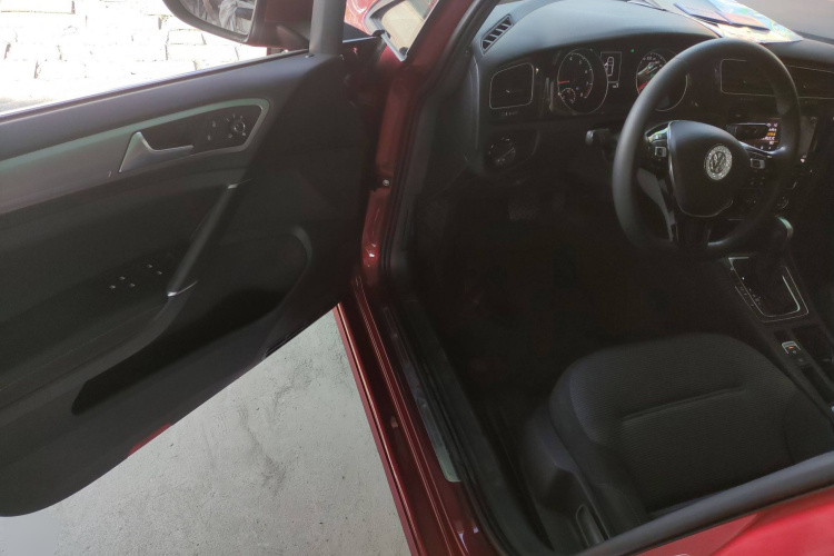 大众 高尔夫 2019款 280TSI DSG舒适型 国V中控内饰20