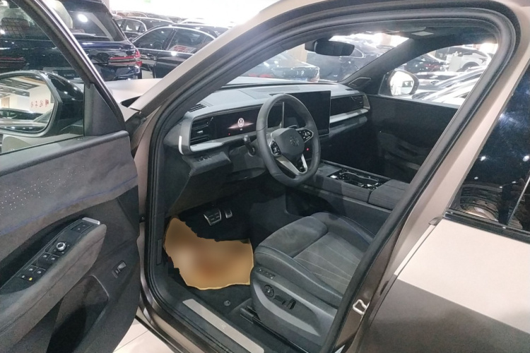 大众 2025款 途昂 Pro 450TSI 四驱登峰版中控内饰20