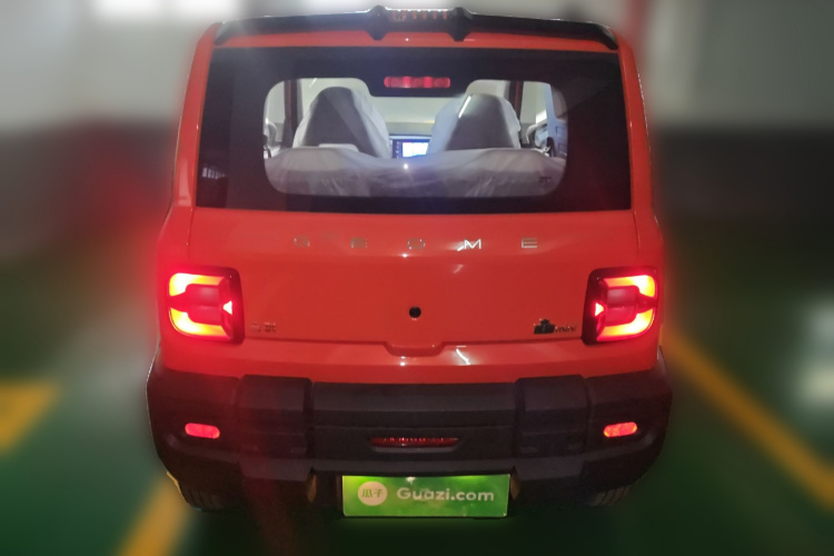 吉利银河 2025款 210km 熊猫骑士车身外观6