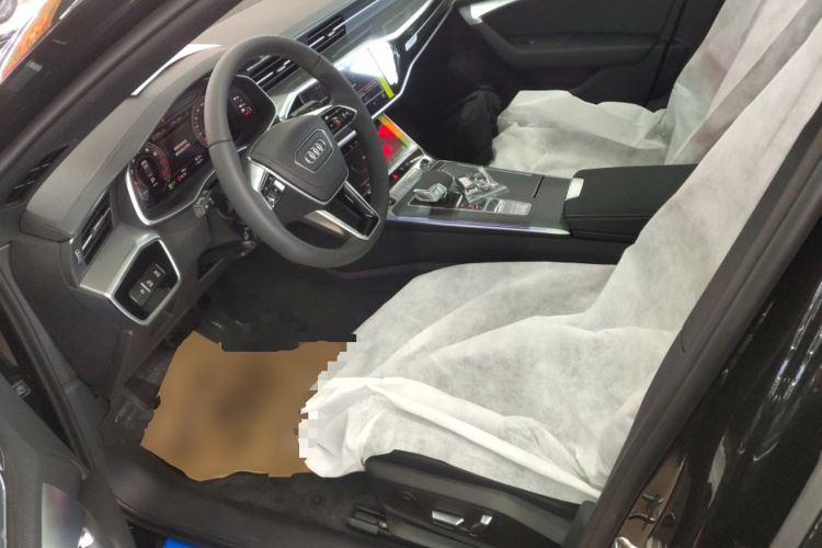 奥迪A6L 2025款 改款 45 TFSI 臻选动感型中控内饰19