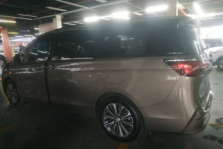 别克GL8 2021款 ES陆尊 653T 豪华型车身外观6002