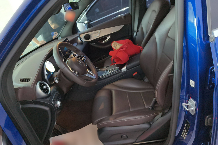 奔驰GLC 2021款 GLC 260 L 4MATIC 动感型中控内饰19