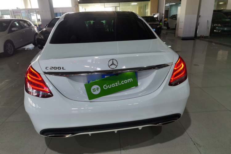 奔驰C级 2015款 改款 C 200 L 运动型车身外观6