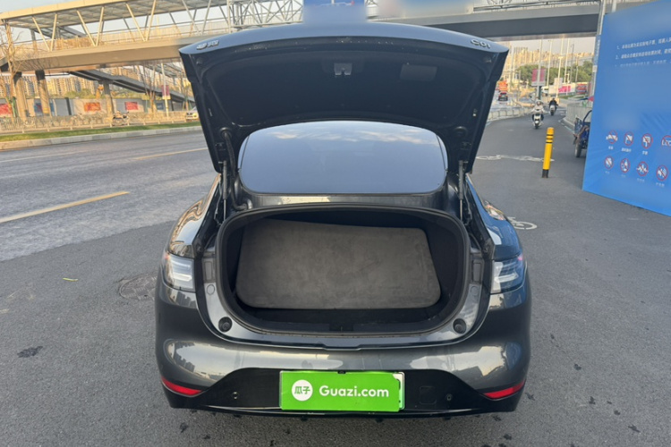 零跑汽车 零跑C01 2022款 后驱长续航版局部细节23